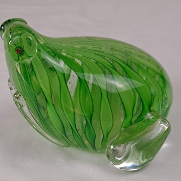 Studio Art Glass Frog Clear with Green Interior Spirals Paperweight Decor EUC - Picture 2 of 12
